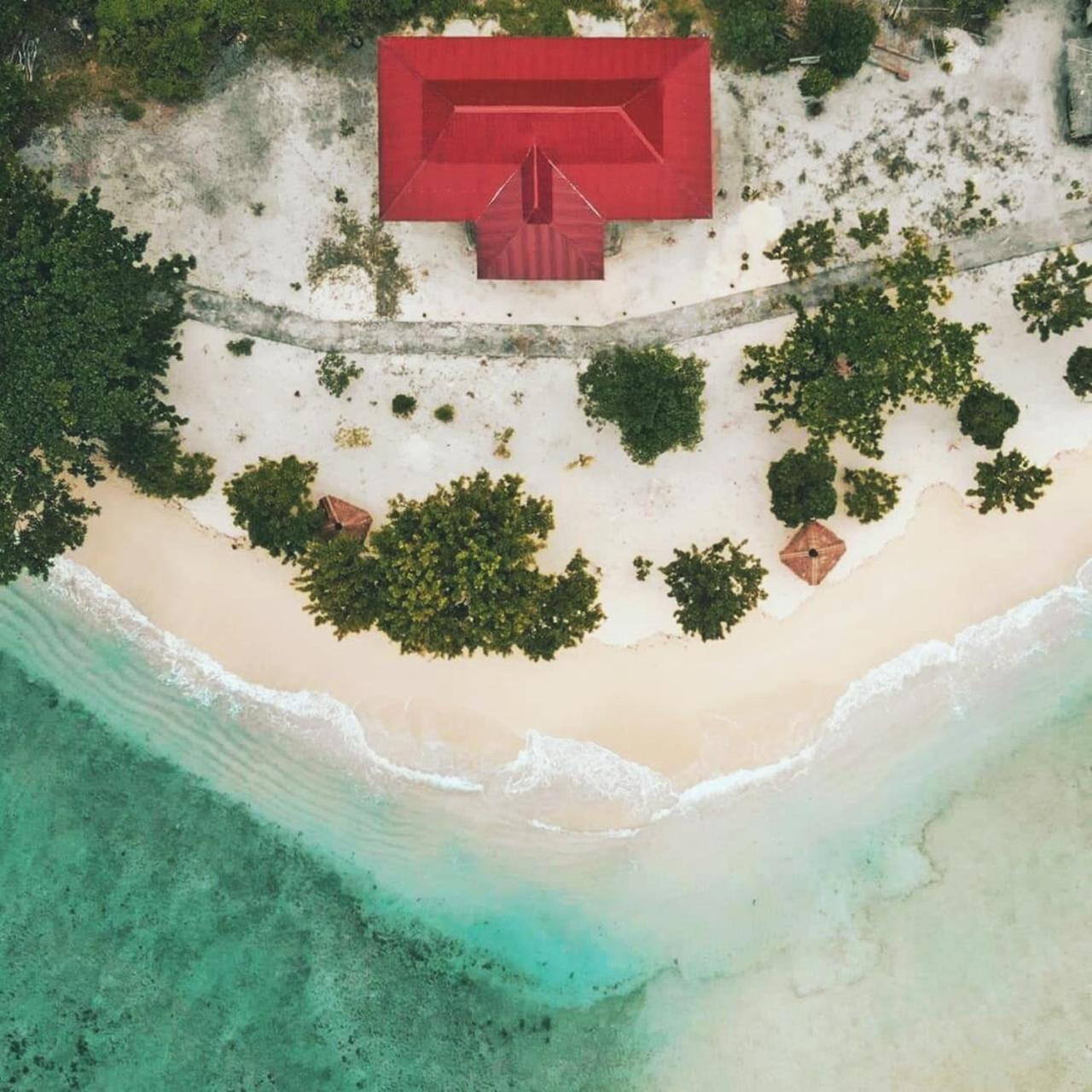 Nusa Nalan Beach Resort Rumah Olat Εξωτερικό φωτογραφία